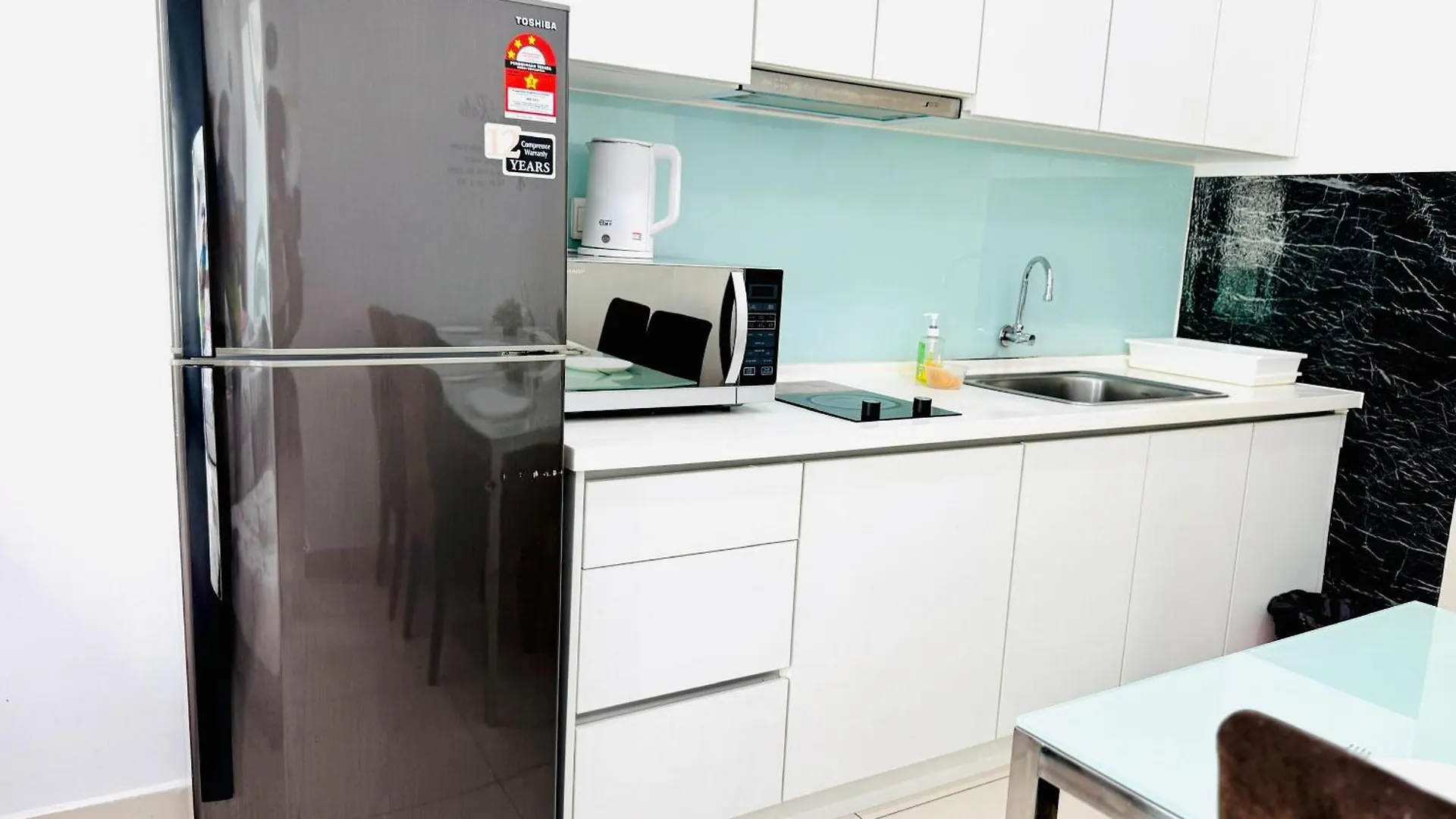 Hejmo Suites George Town